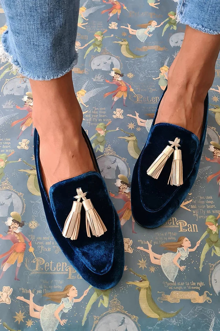 Ava&Rose | MIDNIGHT ELEGANCE LOAFERS WITH CHAMPAGNE TASSELS