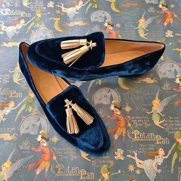 Ava&Rose | MIDNIGHT ELEGANCE LOAFERS WITH CHAMPAGNE TASSELS