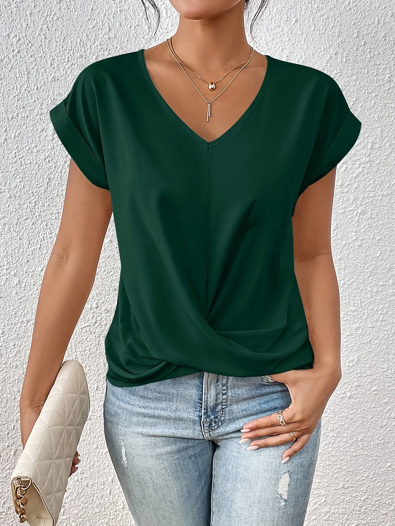 Zoe - The Sweetheart Neckline Casual T-Shirt