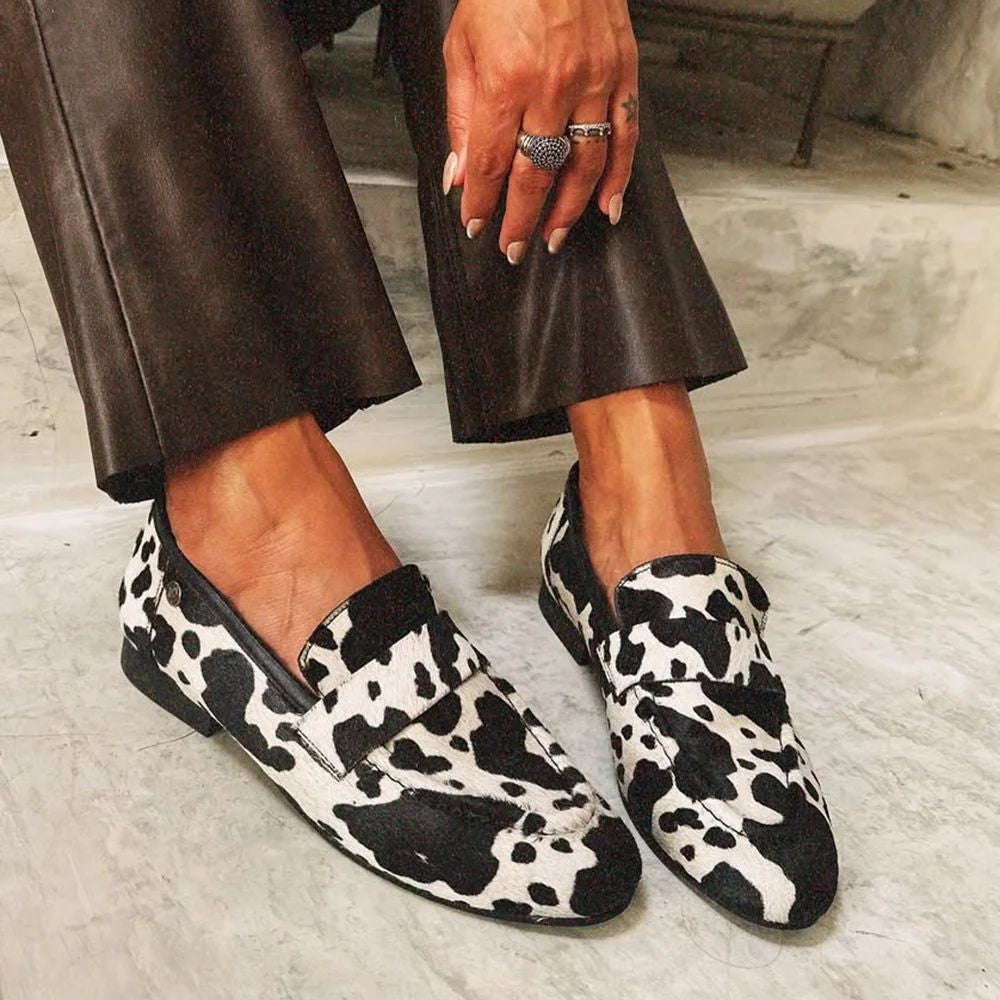Ava&Rose | ELEGANT ANIMAL PRINT LOAFERS