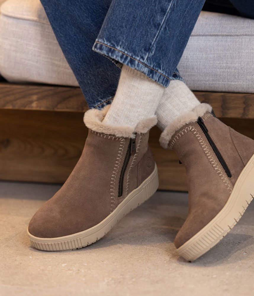 Remonte Cozy Brown Winter Boots