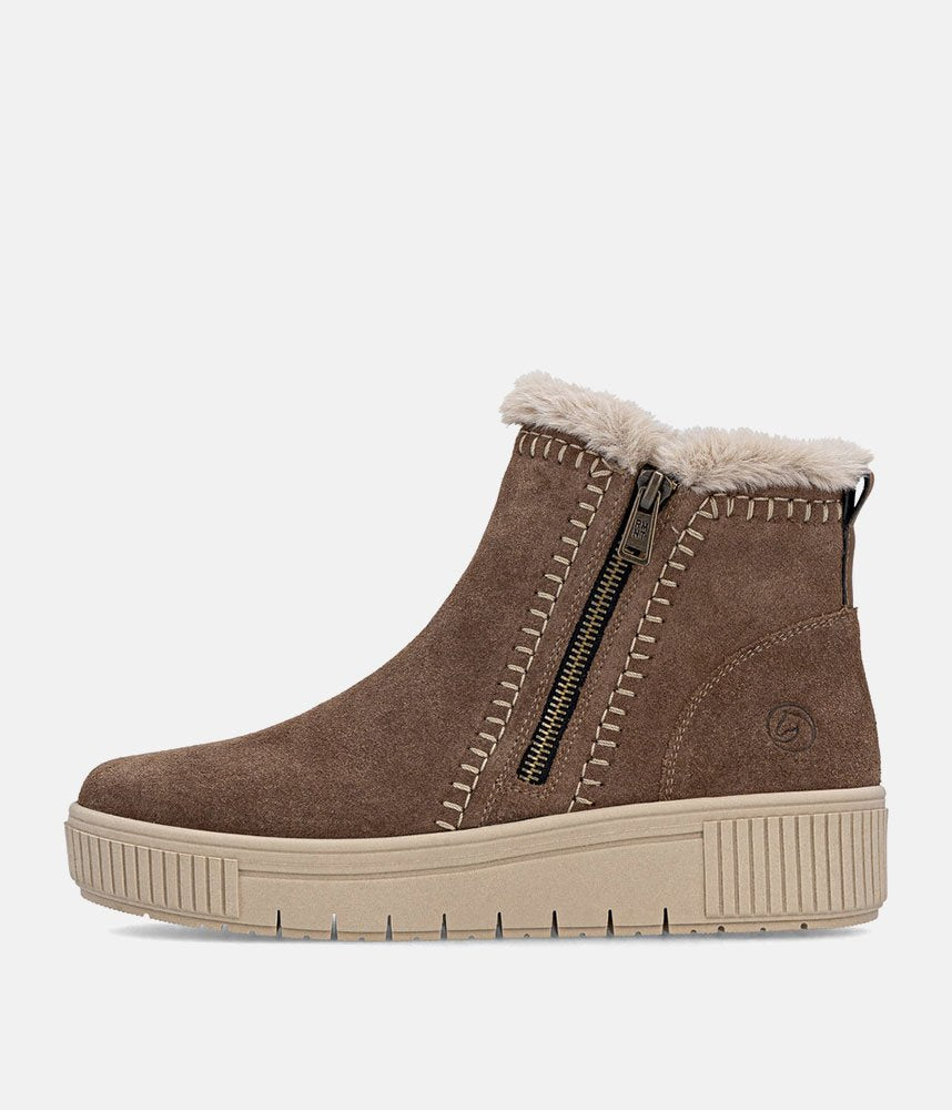 Remonte Cozy Brown Winter Boots