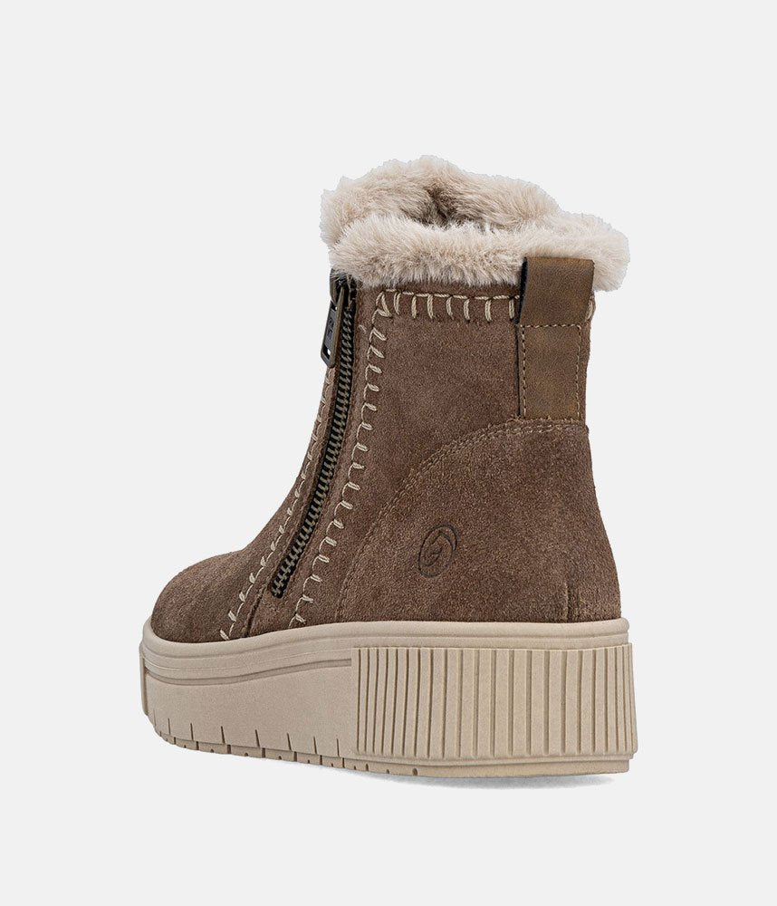 Remonte Cozy Brown Winter Boots