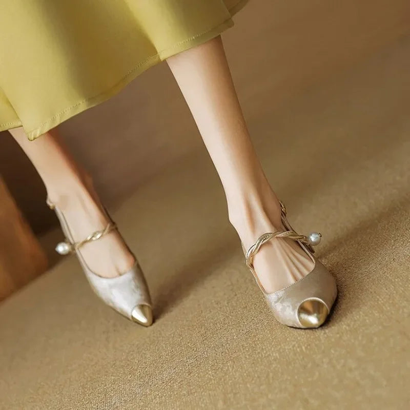 Ava&Rose™| Molette Elegant Pumps
