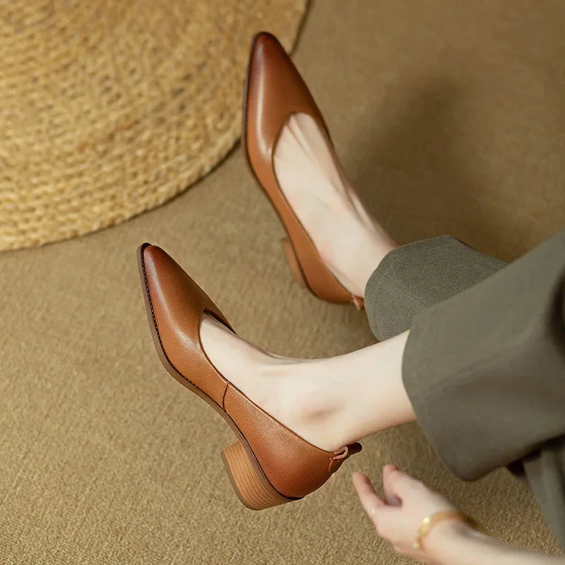 Ava&Rose™| Helen Classic Pumps