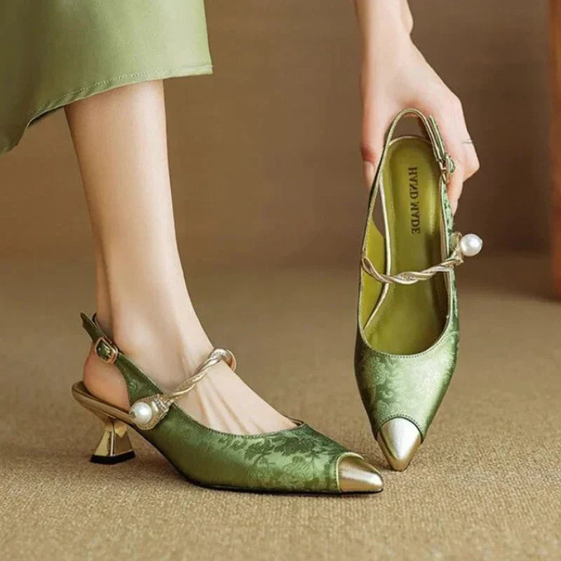 Ava&Rose™| Molette Elegant Pumps