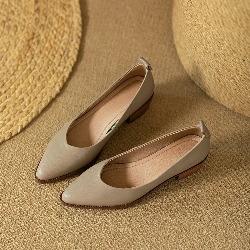 Ava&Rose™| Helen Classic Pumps