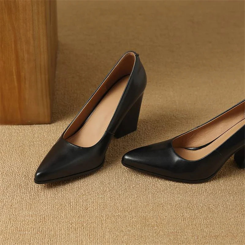 Ava&Rose™| Verona Elegant Pumps