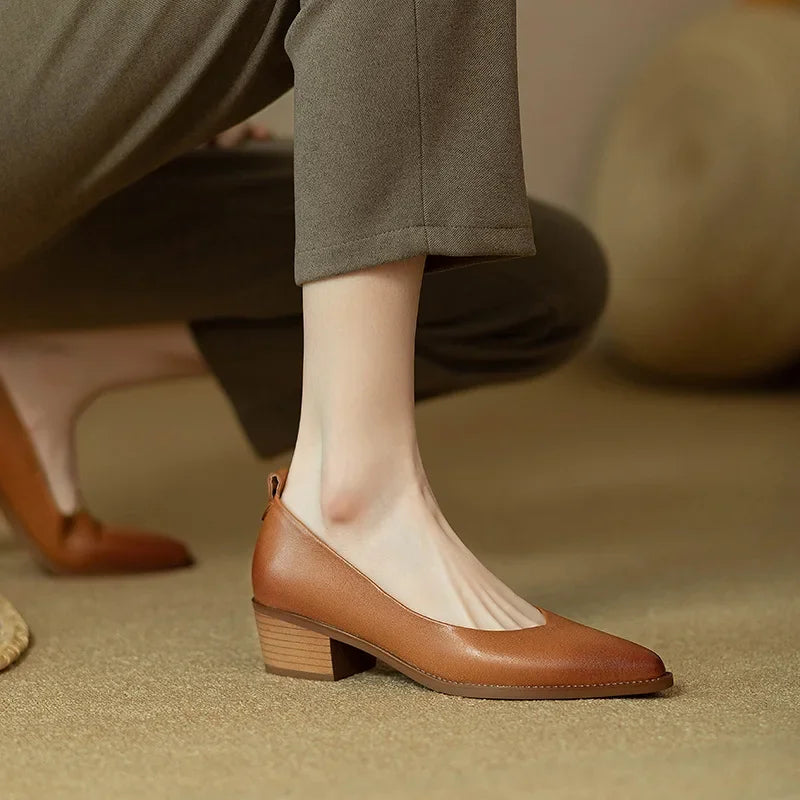Ava&Rose™| Helen Classic Pumps